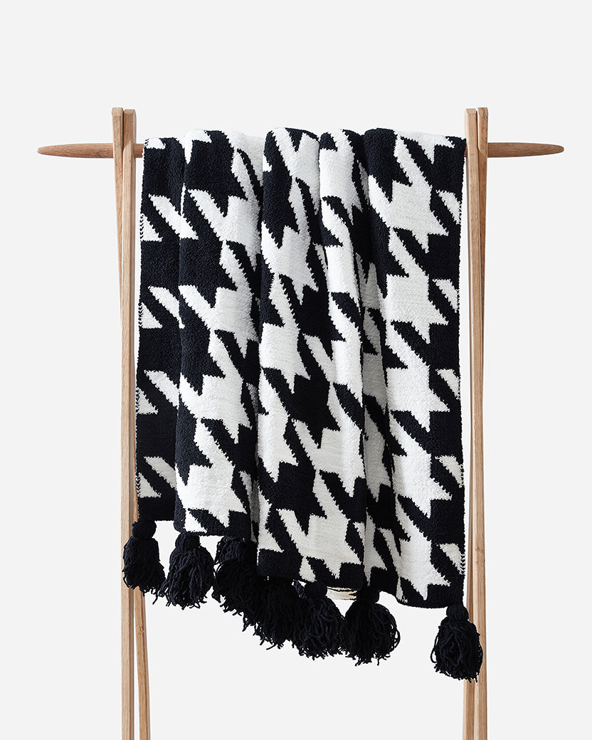 Sunday_Citizen-Houndstooth-Throw.jpg