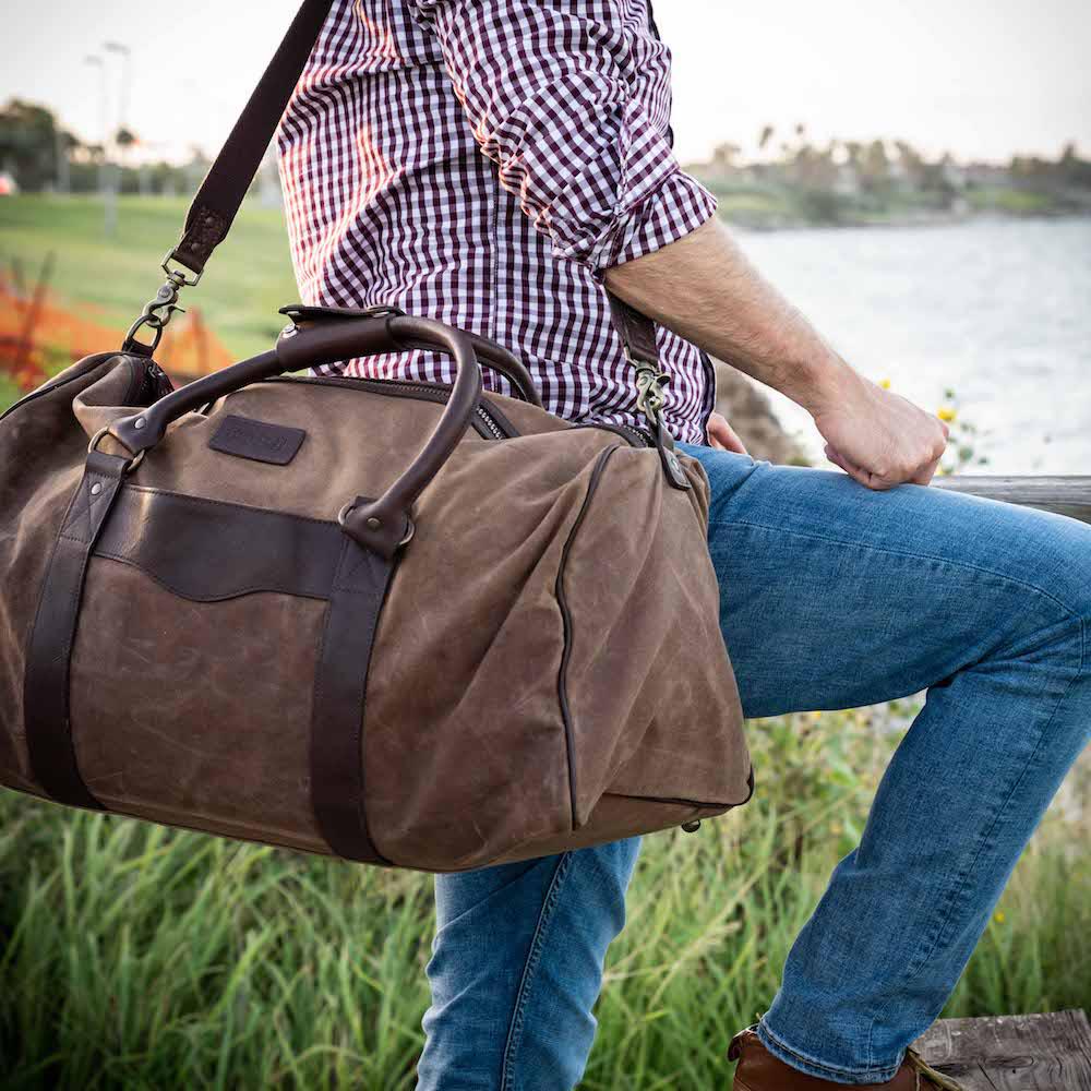 Mission-Mercantile-Leather-Goods-Campaign-Waxed-Canvas-Large-Field-Duffle-Bag-2.jpg