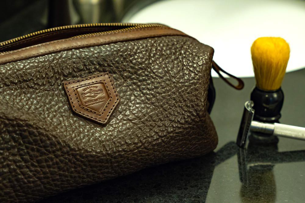 Mission-Mercantile-Leather-Goods-Theodore-Leather-Toiletry-Wash-Bag-MM-TH_WSBG2-ES-00-00-00-2.jpg