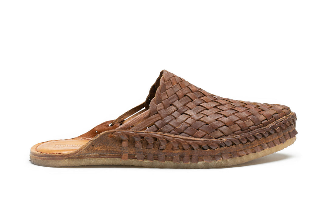 Woven City Slipper in Walnut by Mohinders – The Gents Store