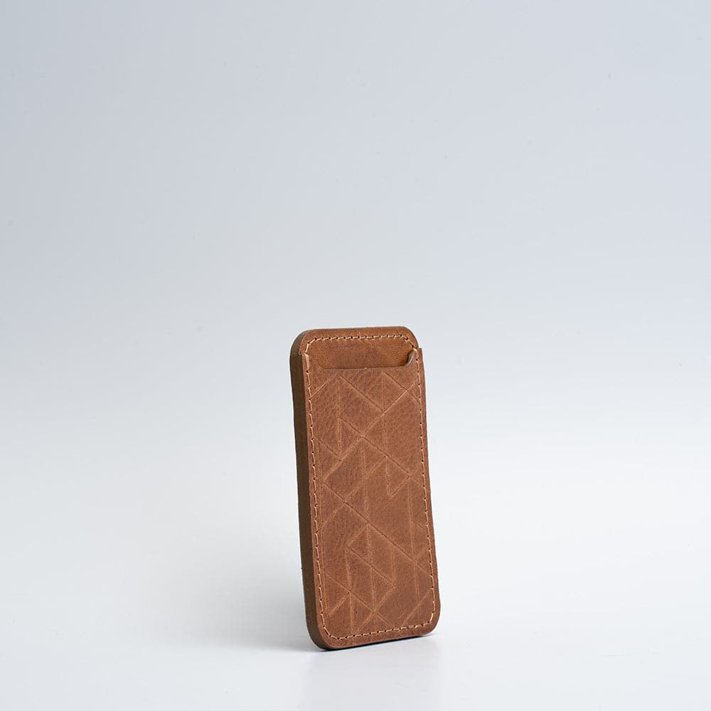Leather MagSafe wallet - Vectors by Geometric Goods