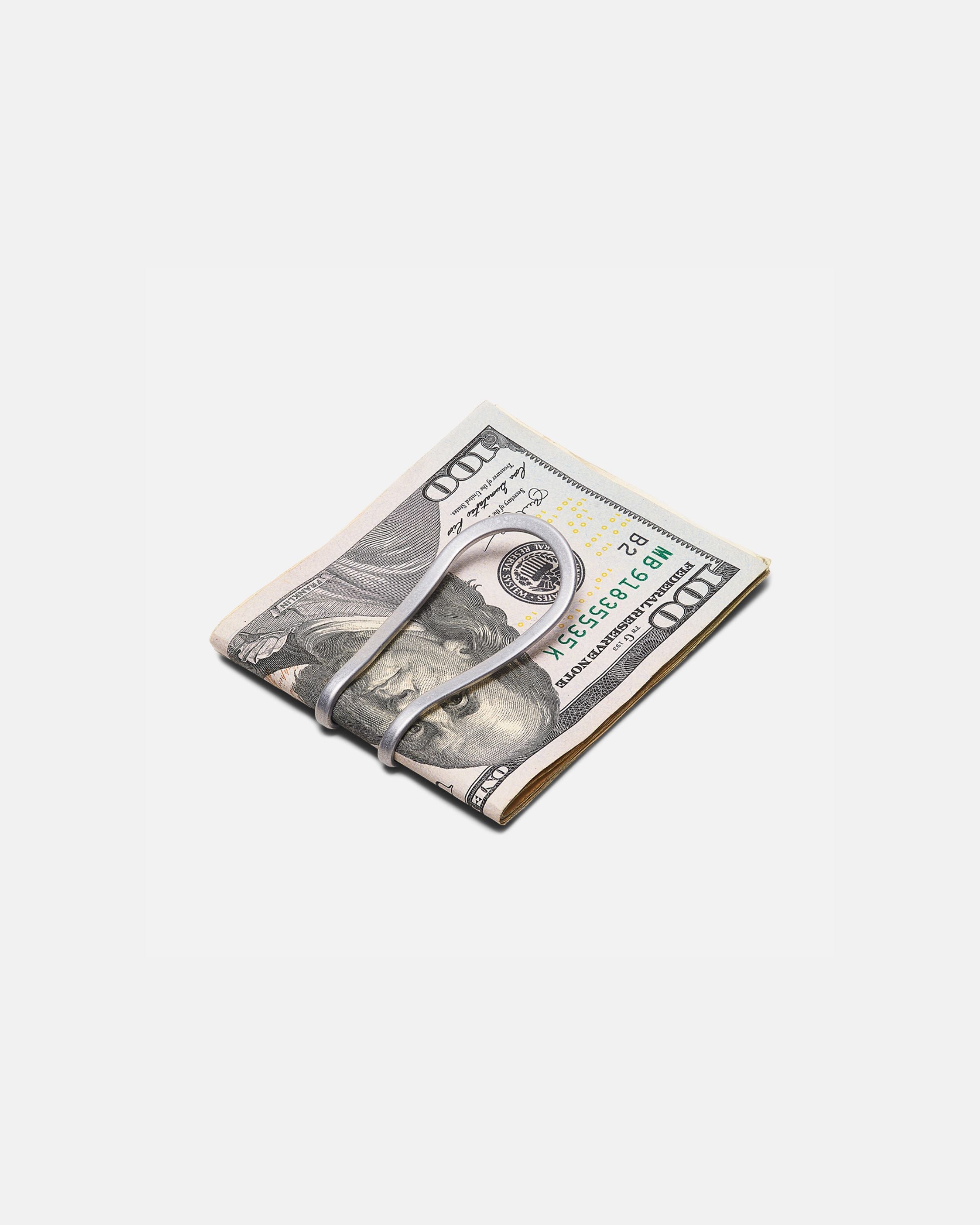 station-money-clip-titanium-ecom-4x5.jpg